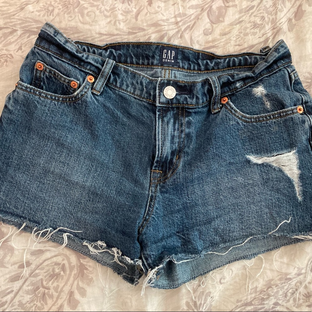 Gap mid rise denim shorts